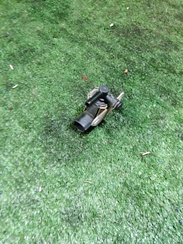 Клапан электромагнитный Nissan X-Trail T31