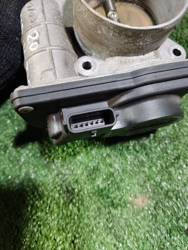 Дроссельная заслонка Nissan X-Trail T31