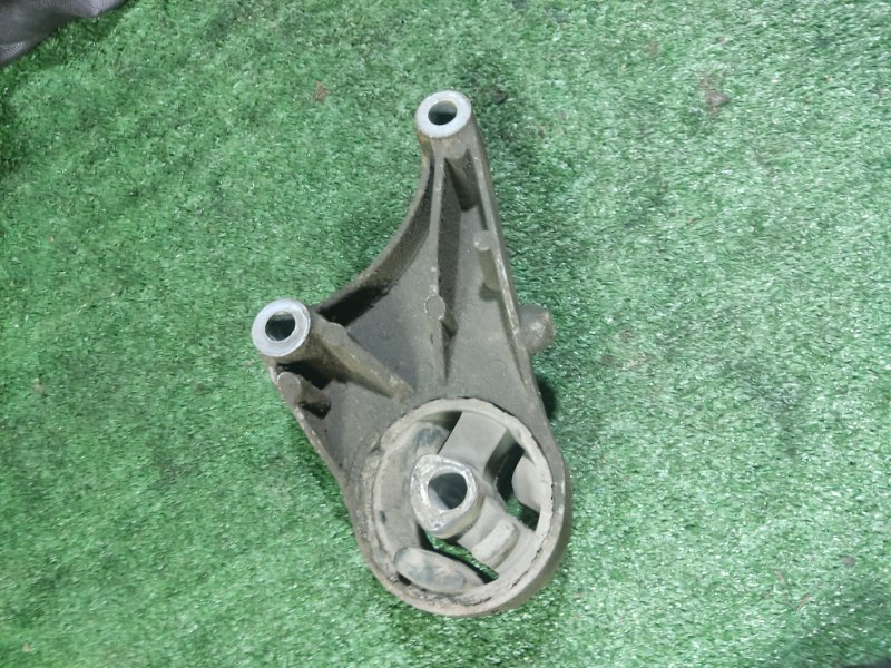 Опора двигателя передняя Opel Astra H