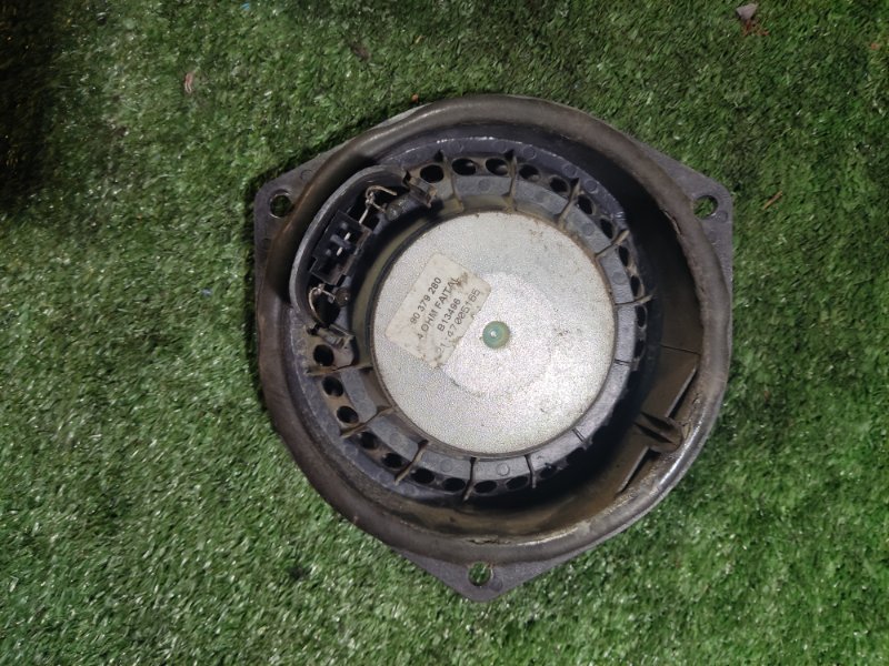Динамик в дверь Opel Astra H