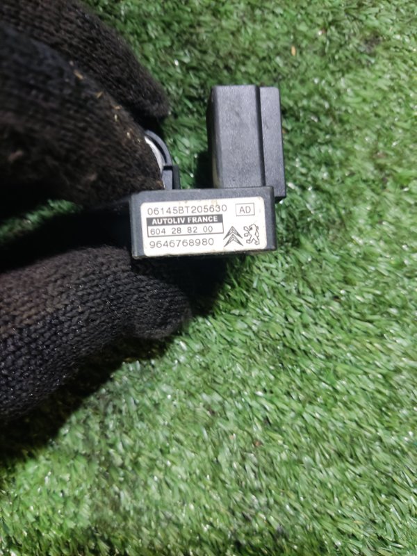 Датчик AIR BAG Citroen C4