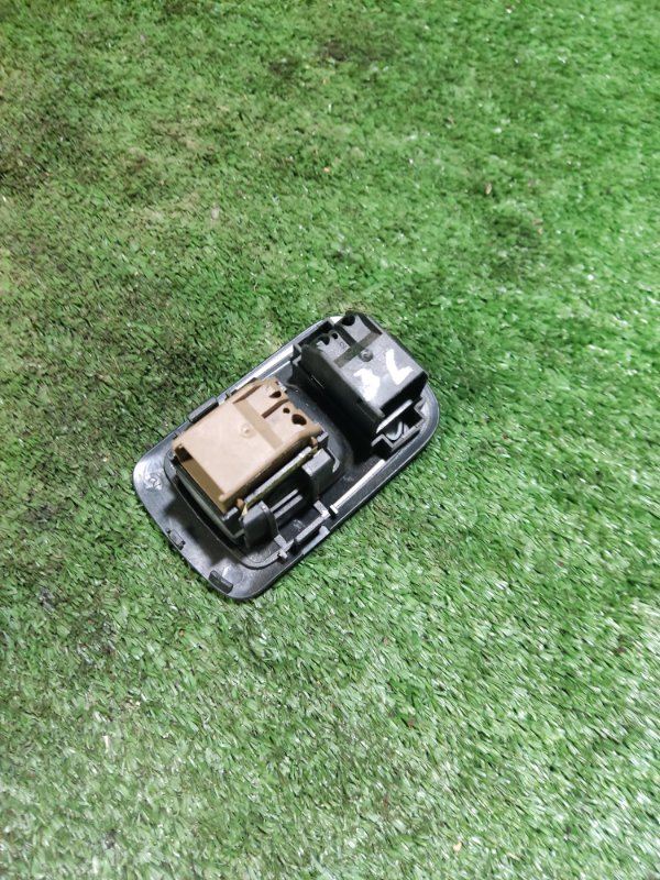Кнопка стеклоподъемника Porsche Cayenne 2006 955