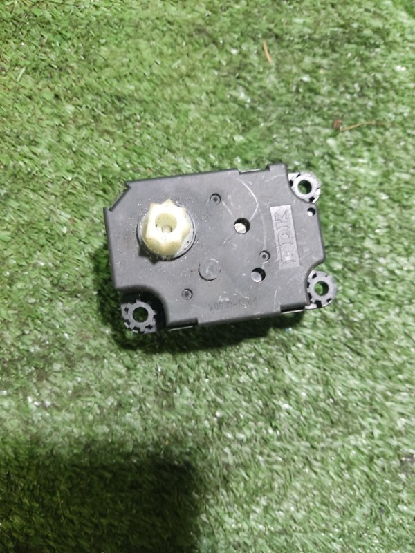 Моторчик заслонки отопителя Renault Megane 2