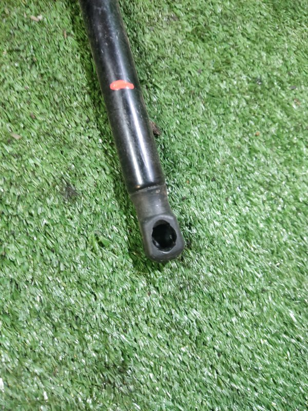 Амортизатор крышки багажника Renault Megane 2