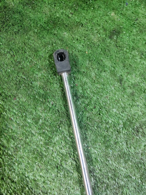 Амортизатор крышки багажника Renault Megane 2