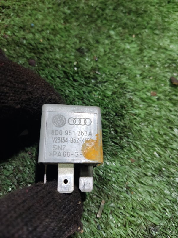 Реле Audi A6 2006 C6