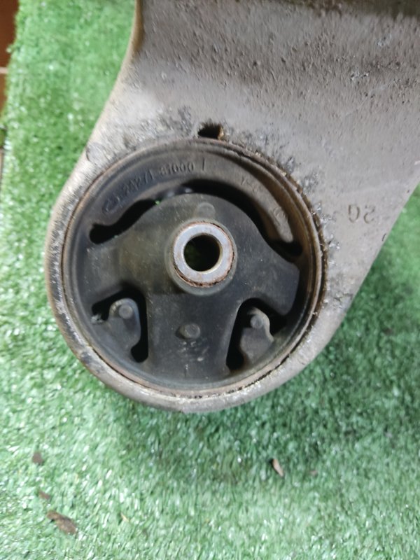 Опора кпп Nissan Almera Classic 2008 B10