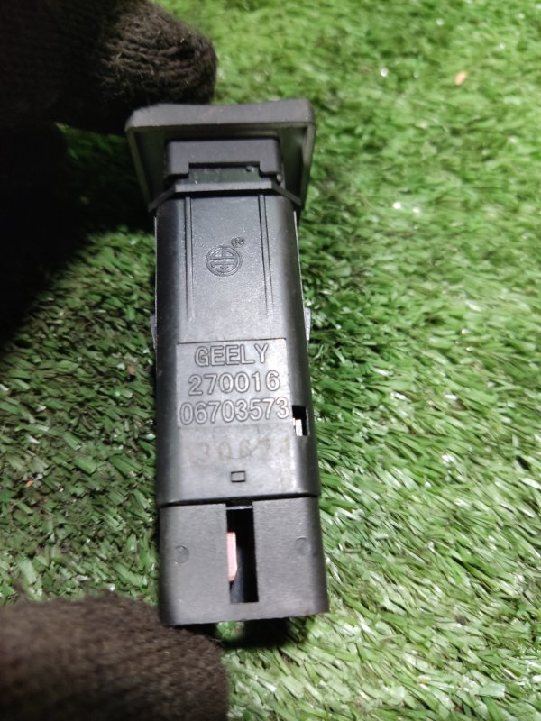 Кнопка обогрева сидений Geely Emgrand EC7 2014 FE-2