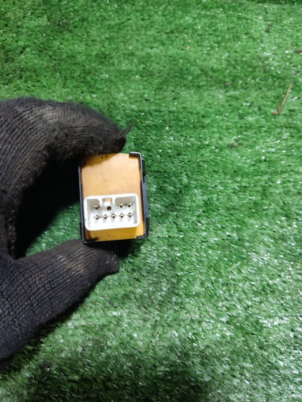 Блок управления зеркалами Toyota Estima Lucida