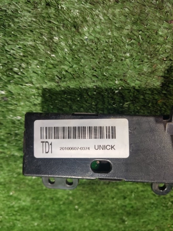 Часы Kia Cerato 2