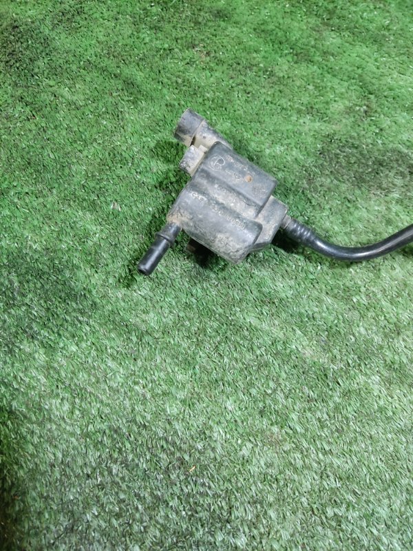 Клапан вентиляции топливного бака LADA Kalina