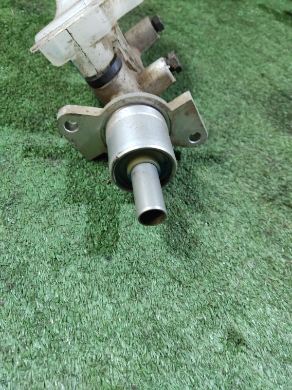 Главный тормозной цилиндр LADA Kalina