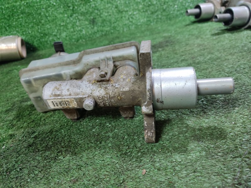 Главный тормозной цилиндр LADA Kalina