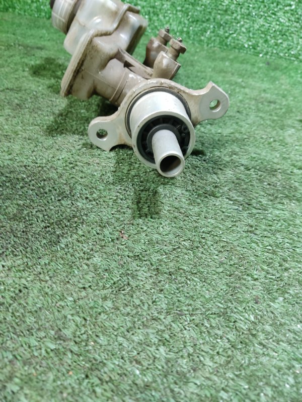 Главный тормозной цилиндр LADA Kalina