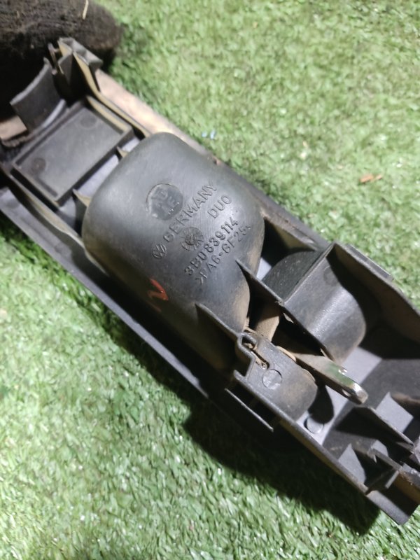 Ручка двери внутренняя Volkswagen Passat B5