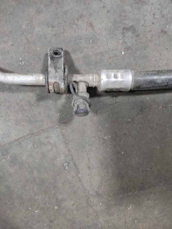 Трубки кондиционера Mitsubishi Carisma