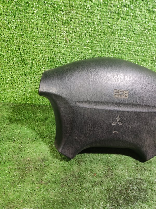 Подушка безопасности в руль Mitsubishi Carisma