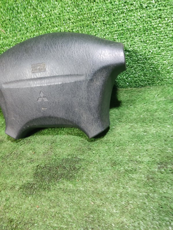 Подушка безопасности в руль Mitsubishi Carisma