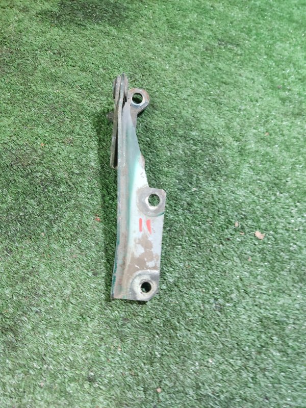 Петля капота Mitsubishi Carisma
