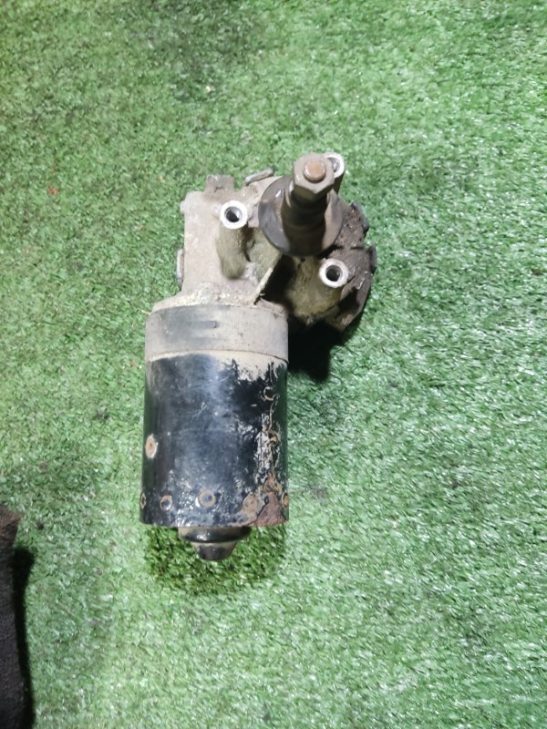 Моторчик дворников Mitsubishi Carisma