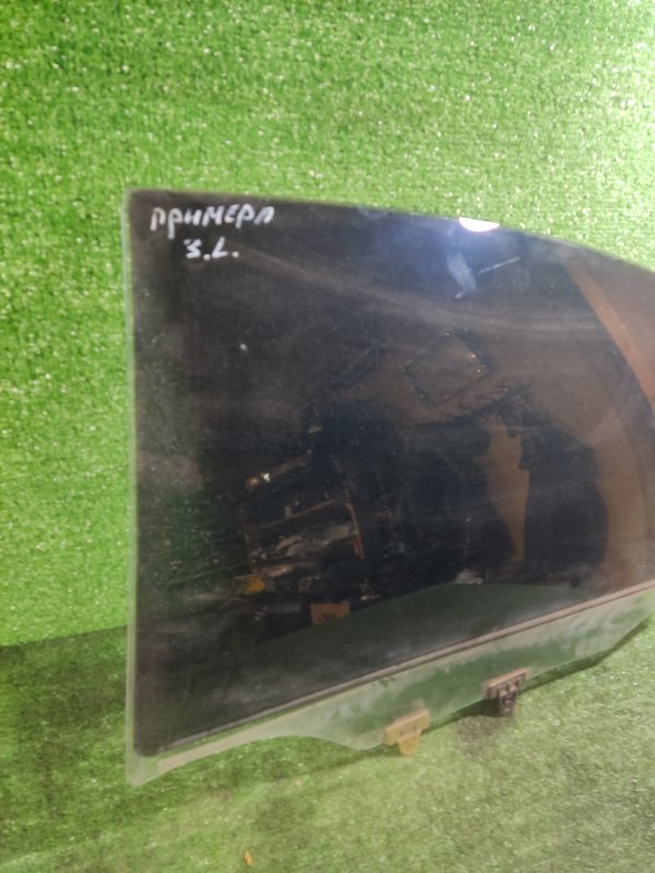 Стекло двери заднее левое Nissan Primera P12
