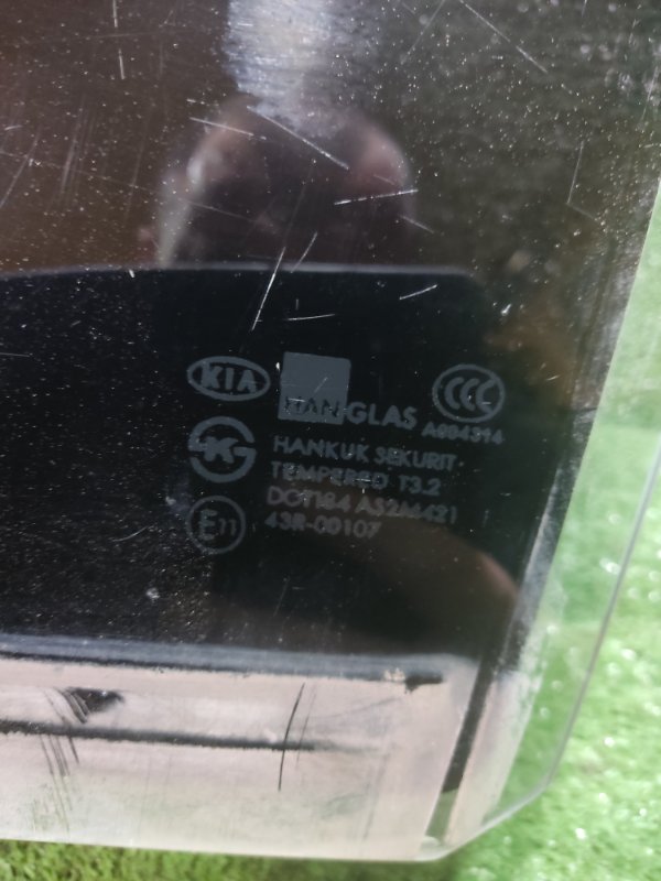 Стекло двери заднее левое kia spectra