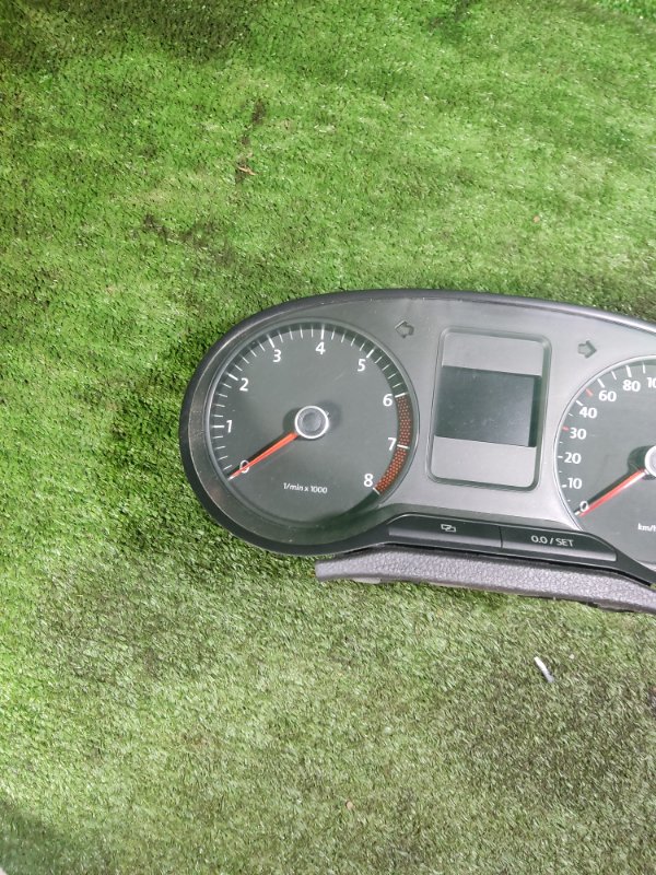 Панель приборов Volkswagen Polo 2013 Sed RUS