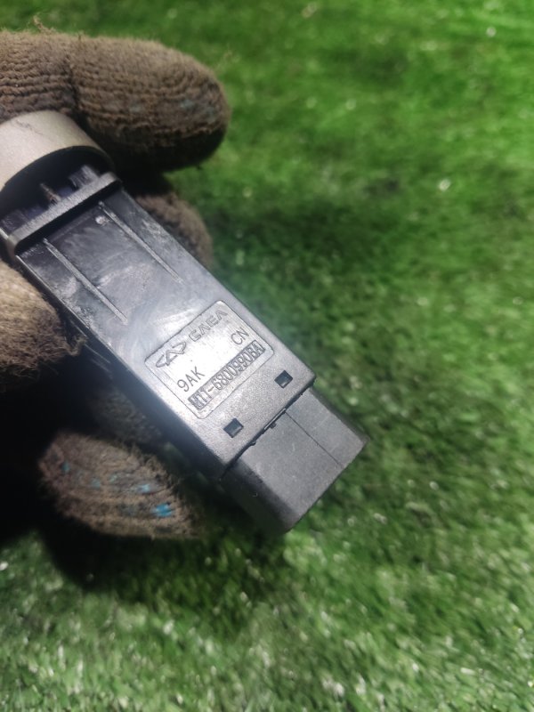 Кнопка обогрева сидений Chery M11 2010 A3