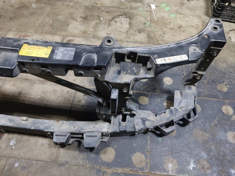 Панель передняя Land Rover Discovery 2006 3
