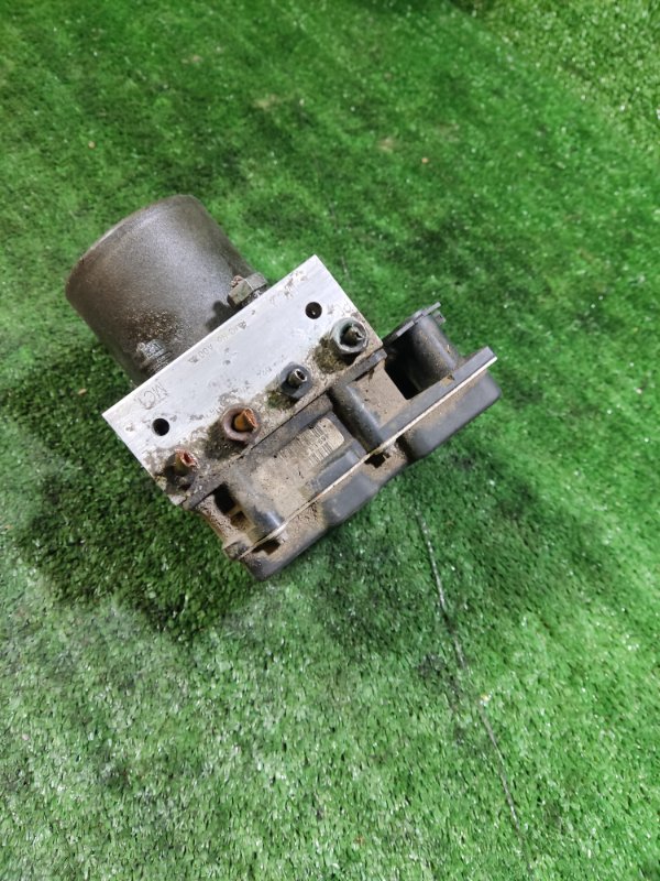 Блок ABS Land Rover Discovery 2006 3