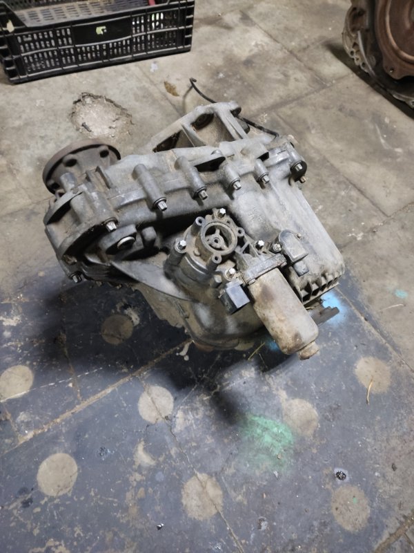 Раздаточная коробка Land Rover Discovery 2006 3