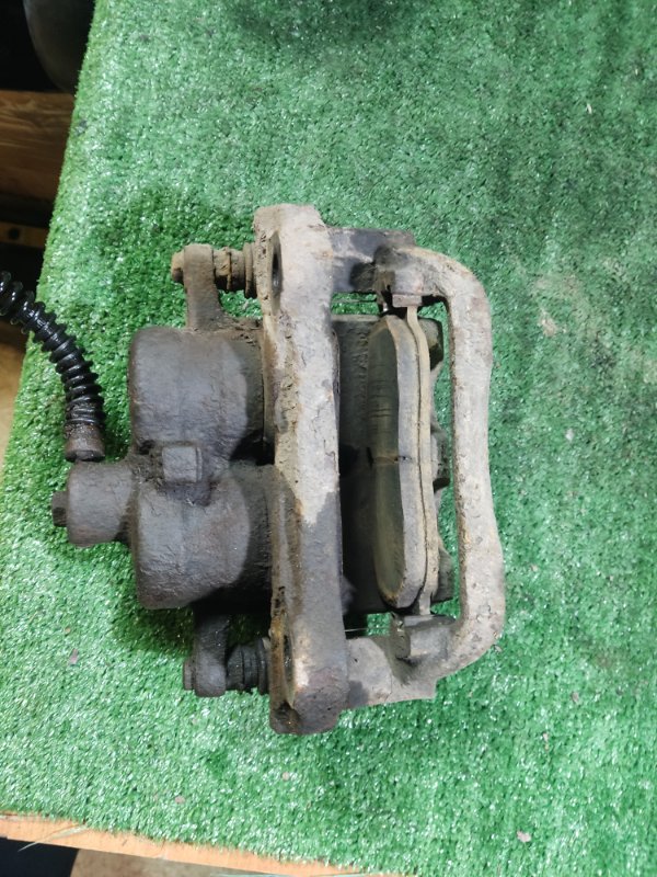Суппорт тормозной Land Rover Discovery 2006 3