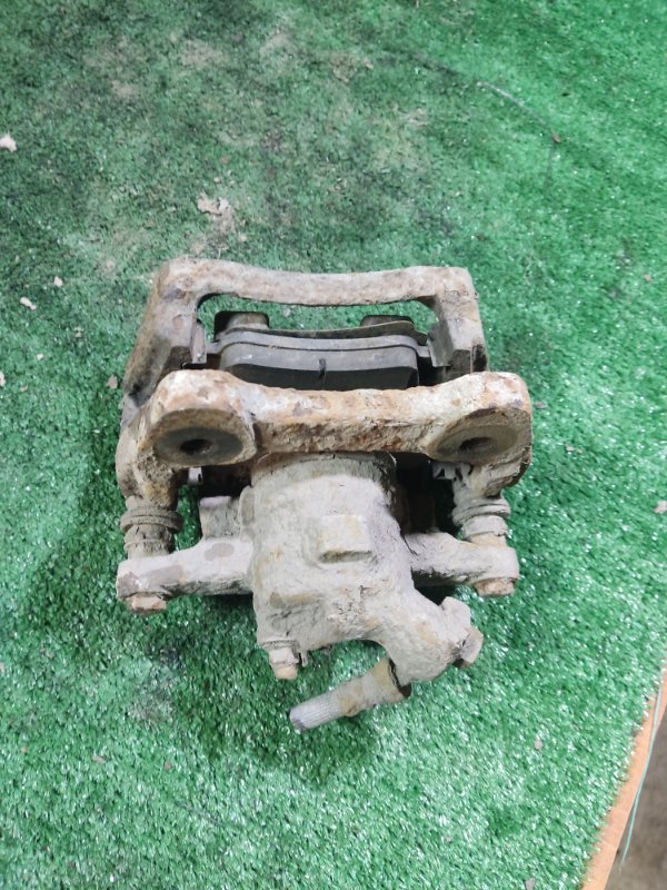 Суппорт тормозной Land Rover Discovery 2006 3