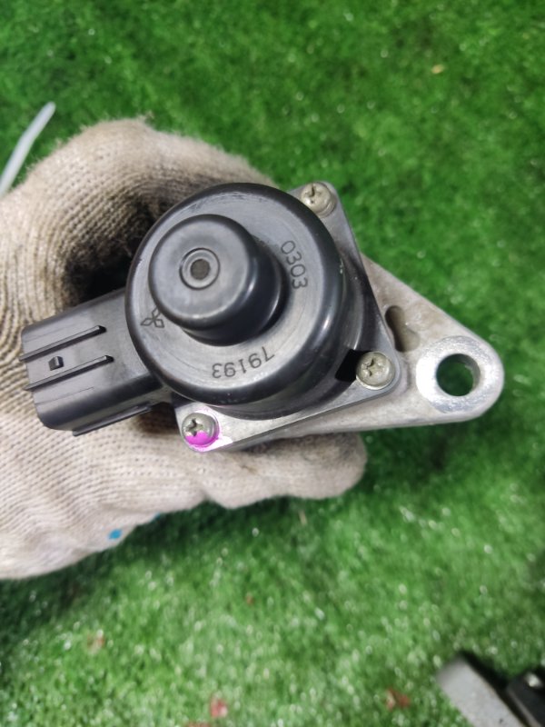 Клапан EGR Nissan X-Trail T31
