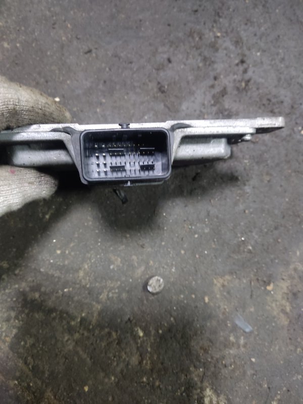 Блок управления АКПП Nissan Serena