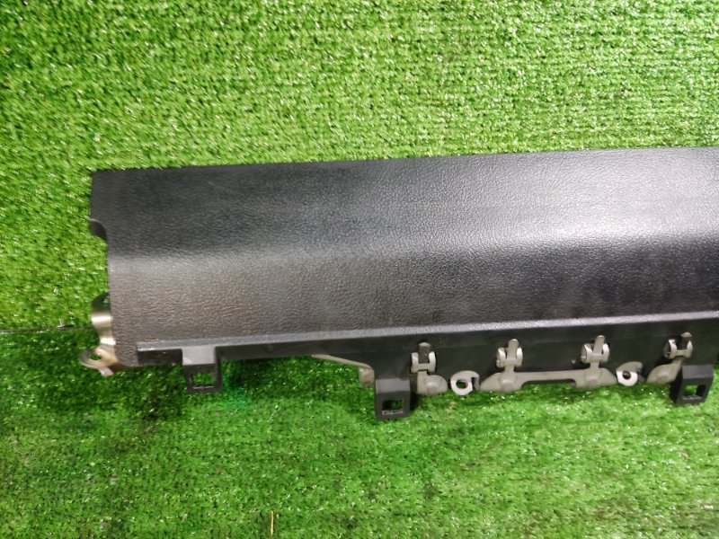 Подушка безопасности нижняя Toyota Land Cruiser 2008 200