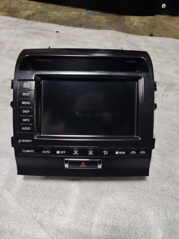 Монитор Toyota Land Cruiser 2008 200
