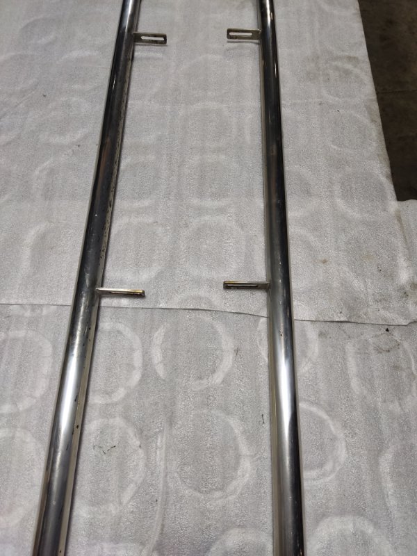Защита порогов Toyota Land Cruiser 2008 200