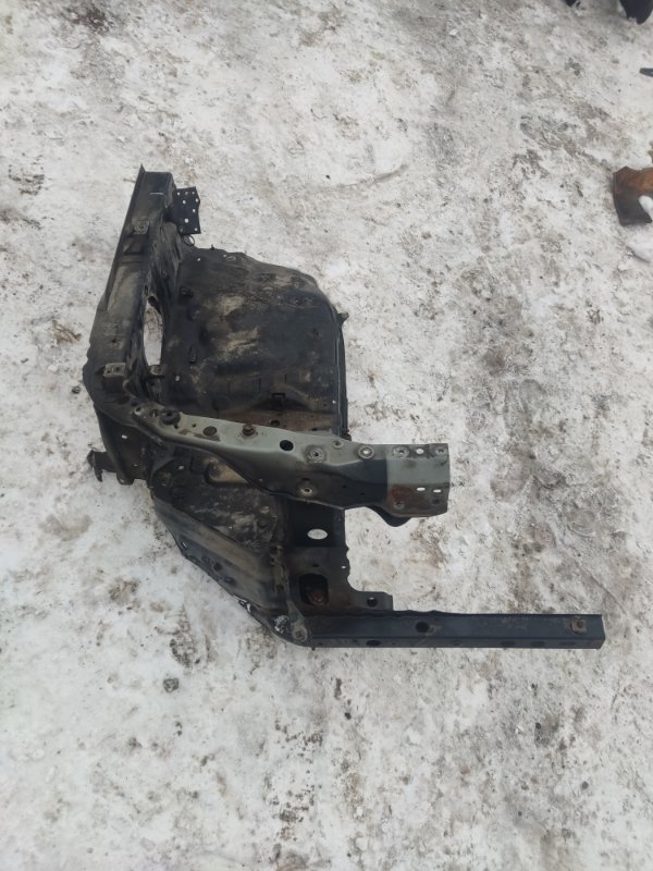 Кузовной брызговик Toyota Land Cruiser 2008 200