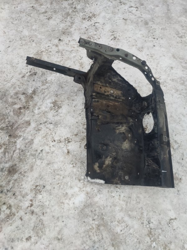 Кузовной брызговик Toyota Land Cruiser 2008 200