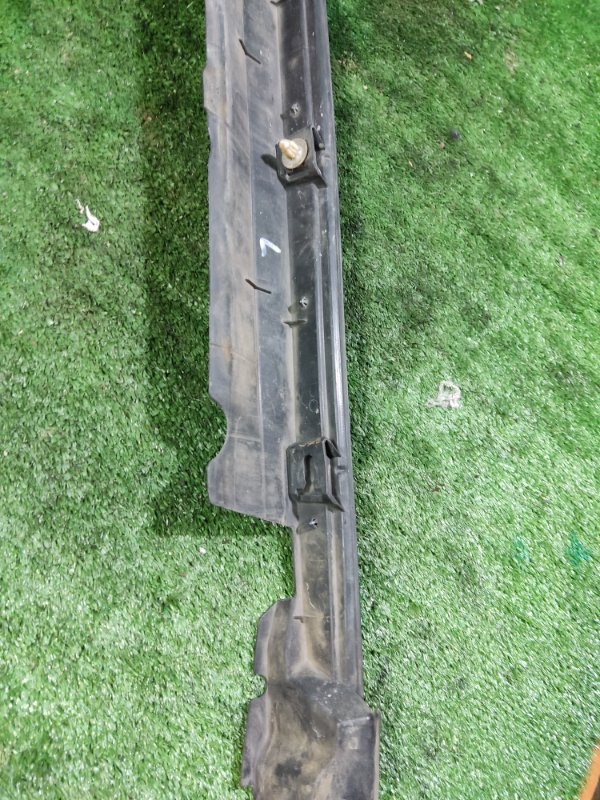 Накладка на крыло Toyota Land Cruiser 2008 200