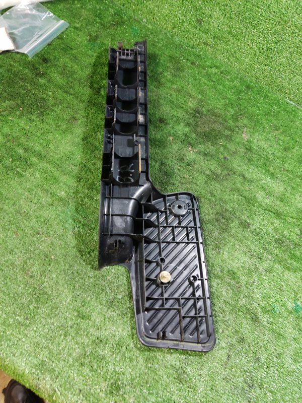 Накладка порога Toyota Land Cruiser 2008 200