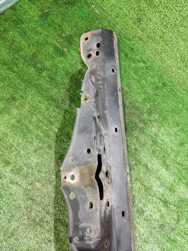 Панель передняя Toyota Land Cruiser 2008 200