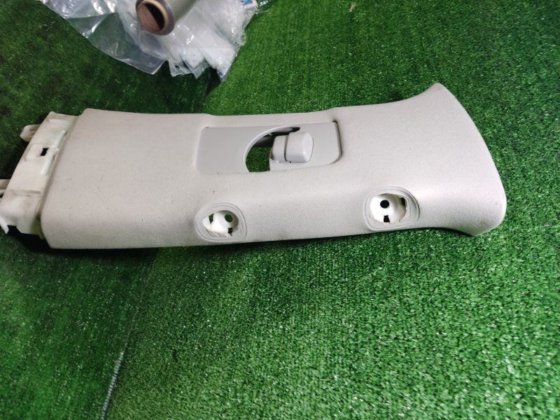 Накладка стойки Toyota Land Cruiser 2008 200