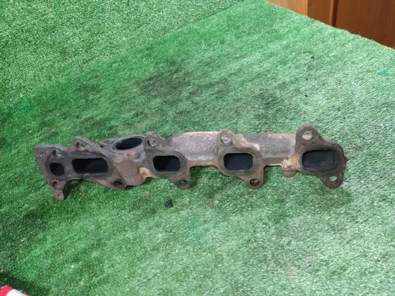 Выпускной коллектор Toyota Land Cruiser 2008 200