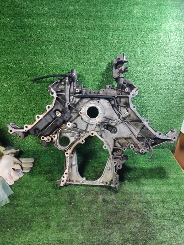 Крышка двигателя Toyota Land Cruiser 2008 200