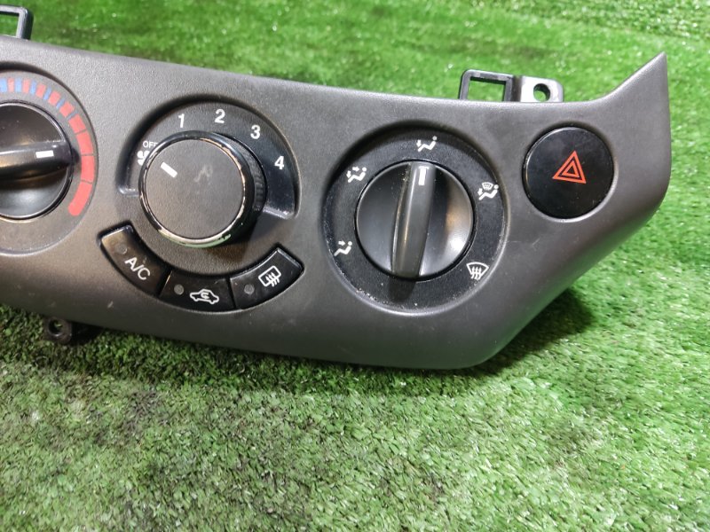 Переключатель отопителя Chevrolet Aveo 2008 T250