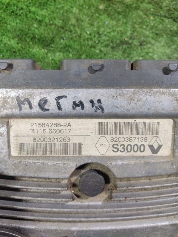 Блок управления двигателем Renault Megane 2