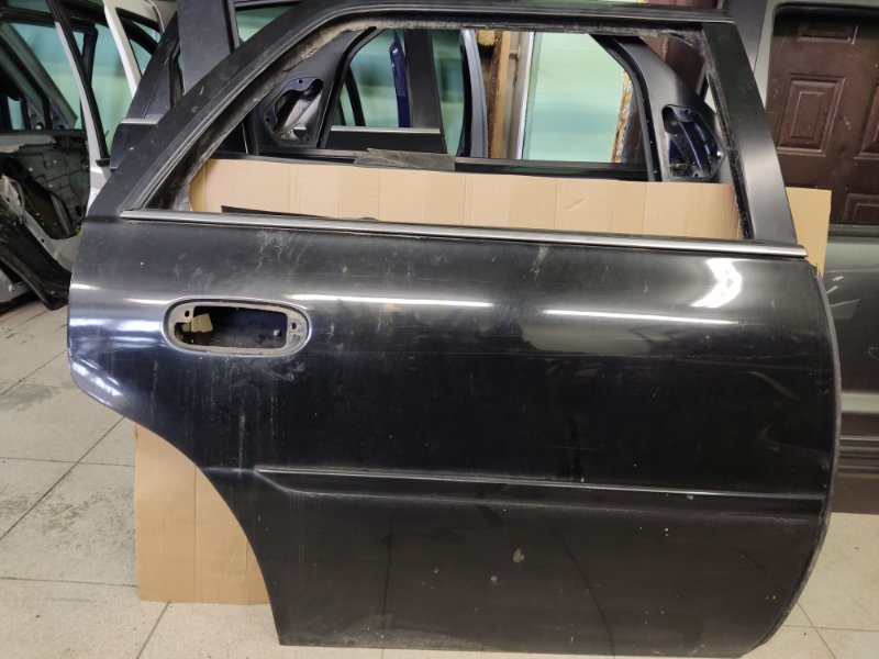 Дверь задняя правая Cadillac DeVille 2000 EL12