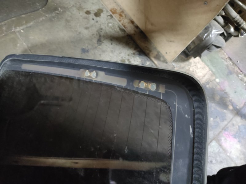 Стекло заднее Chevrolet Aveo T250